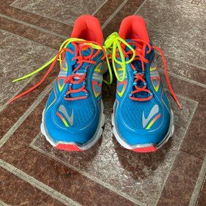 cross training shoe brand